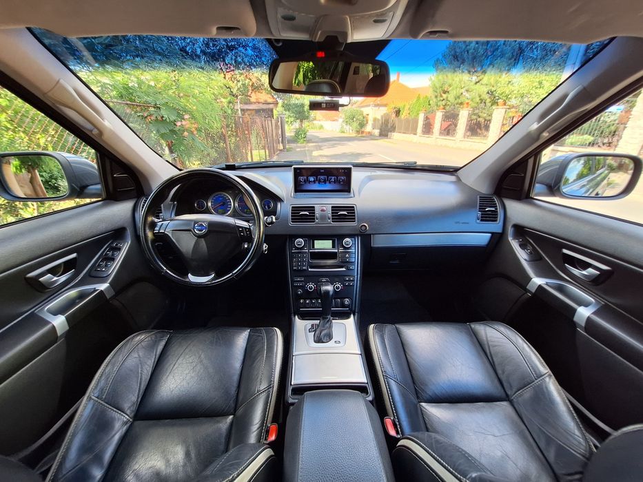 Vănd Volvo XC90 D5 AWD R Design  7Locuri