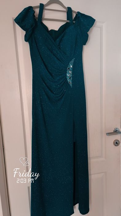 Rochițe și salopete