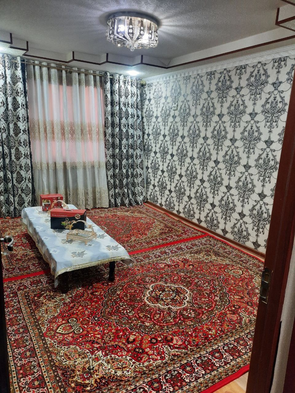 Сдаётся 2х  ком квартира на 4 этаже, ор:Шарк2,Чевар ,Фатхобод