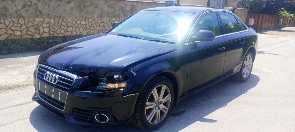 Dezmembrez Audi A4 b8 CAGA