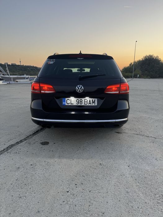 Vând Passat B7 Variant 2.0TDI