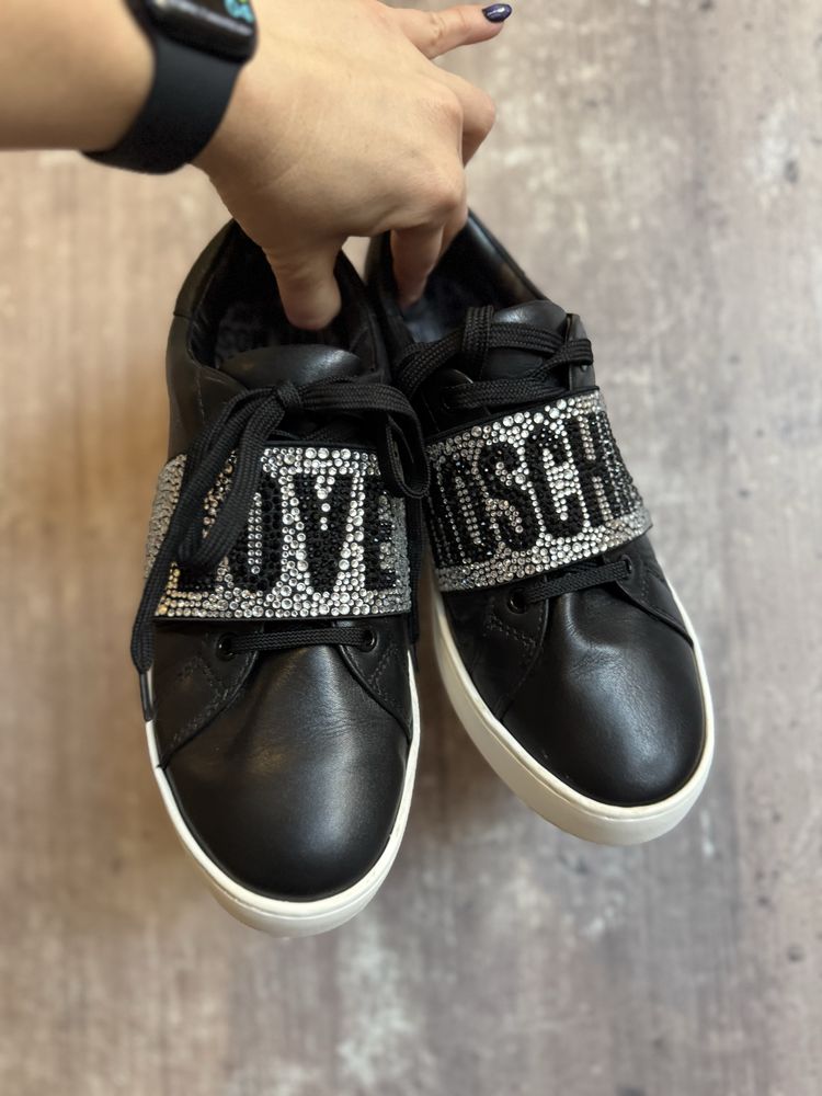 LOVE MOSCHINO Сникърси JA15103G1CIA0000 Черен