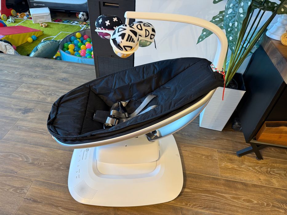 Електрическа бебешка люлка mamaRoo 5.0