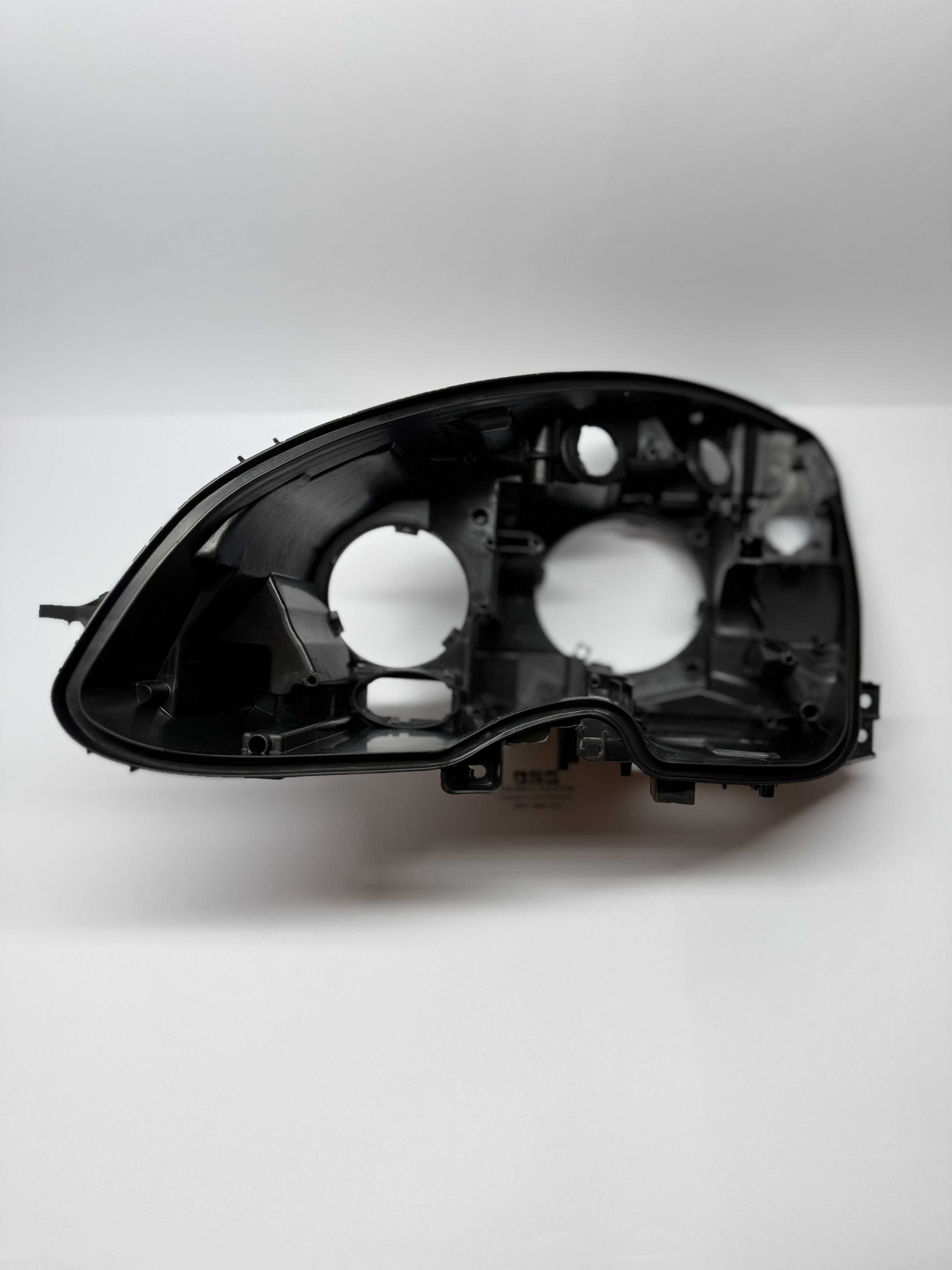 Стъкло или корпус за MERCEDES C класа W204 преди фейслифт 07-10 (В204)