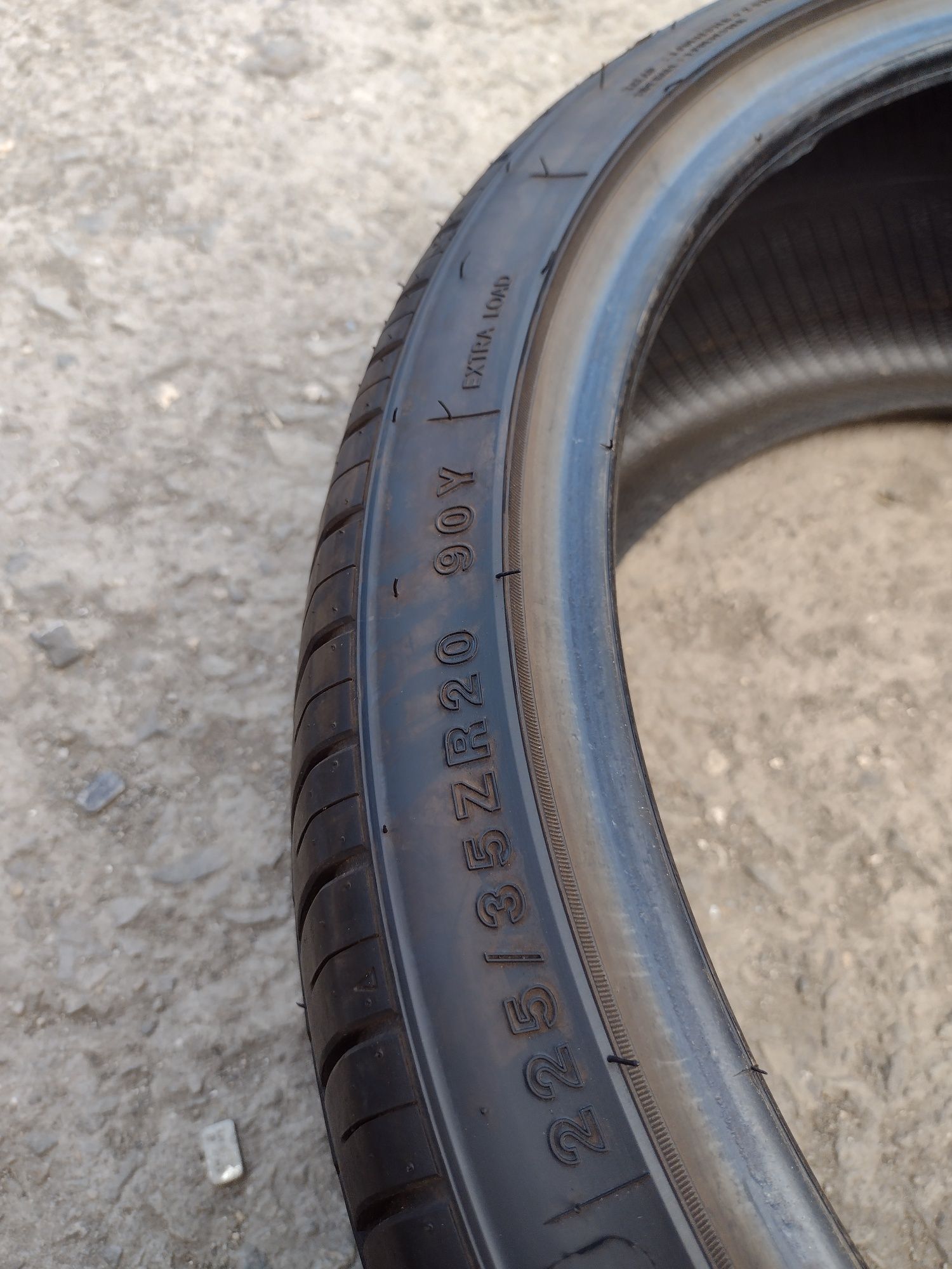 Перфектни 2бр.225/35/20 Imperial dot4322