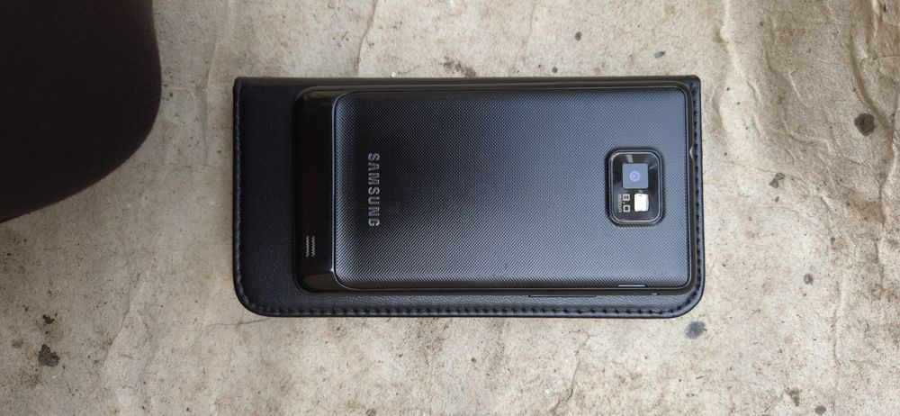 Vând Samsung SII excelent