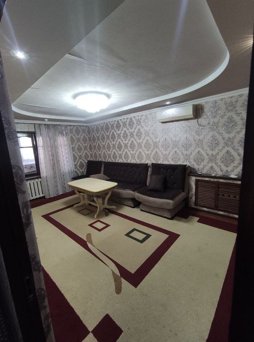 Chilonzor 4kvartalda 2 ta uy sotiladi srochna 4 etaj