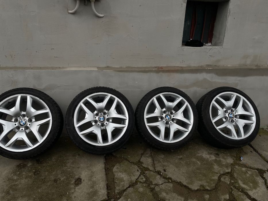 Vând jante BMW R18