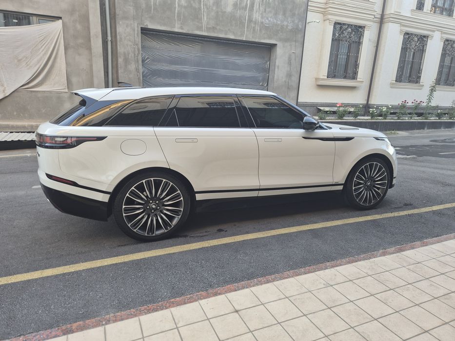 Продаётся Range Rover velar