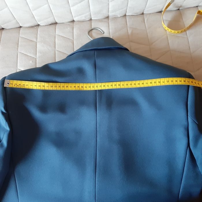 Costum barbati purtat o singura data