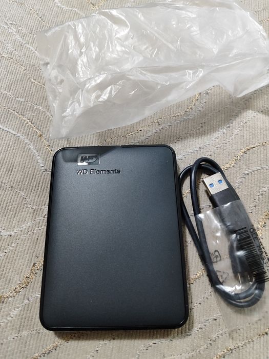 Внешний жёсткий диск на 2000гб