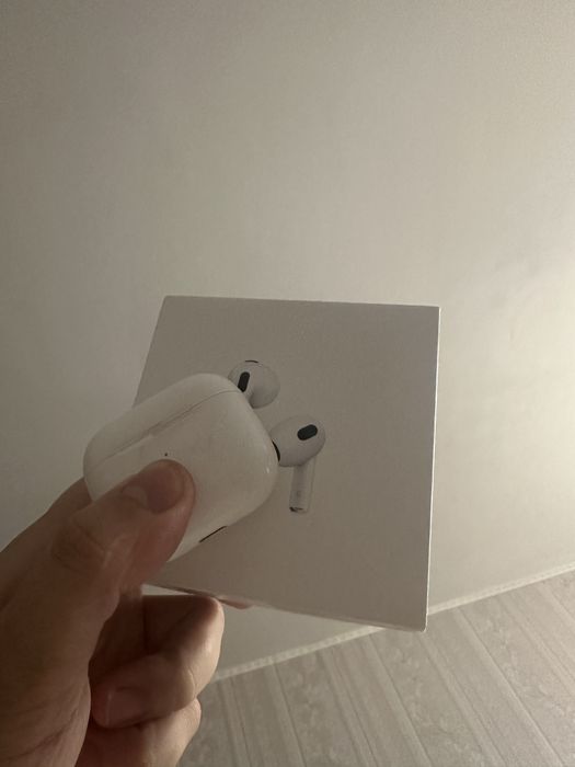 Airpods 3 в отличном состоянии