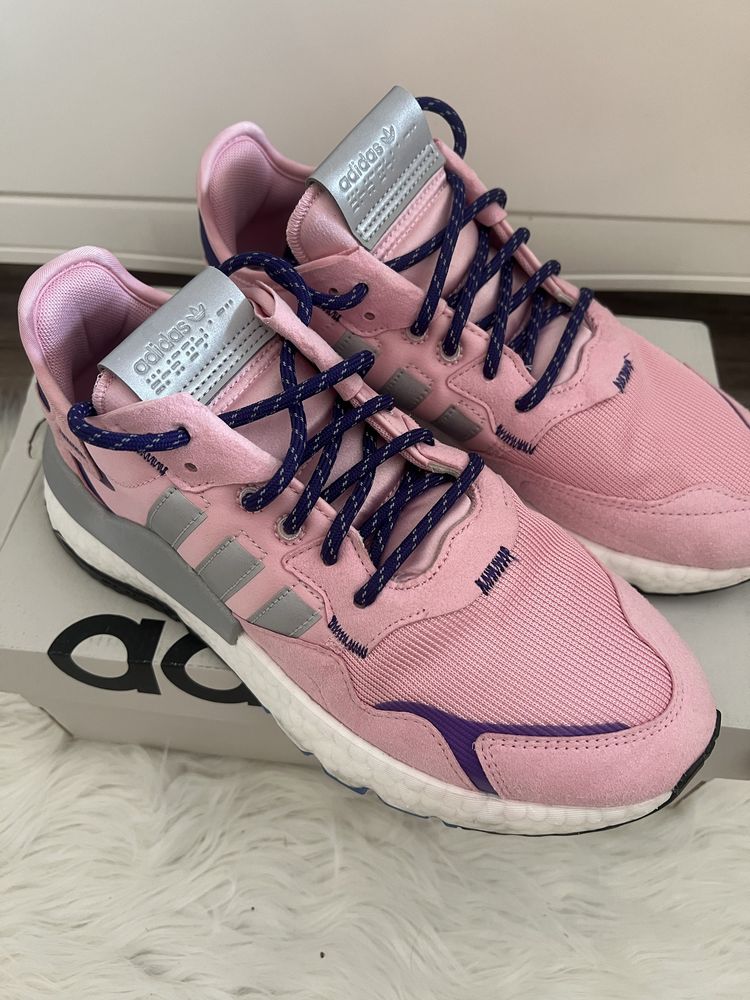 Дамски маратонки adidas