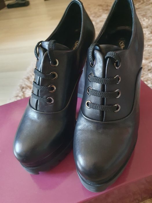 Vand botine, marime 37