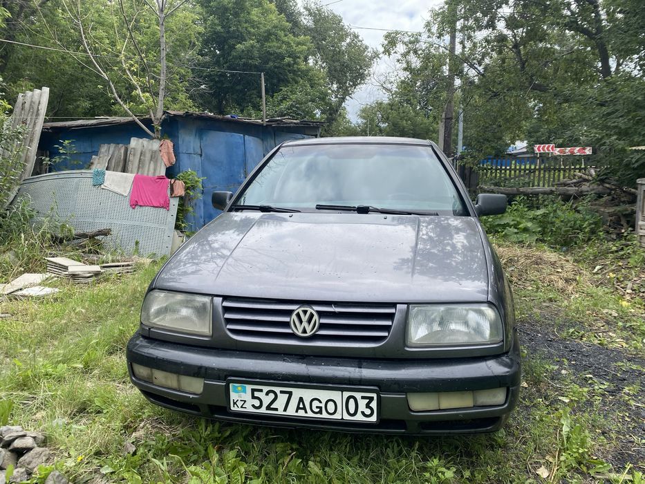 Vw vento 1993, 1,8