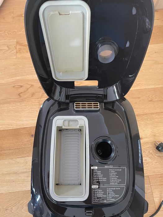 Продавам пекарна за хляб Panasonic SD-ZB2512