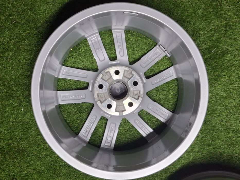 Set 4 jante Audi  a3 s3 r17  Noi originale !