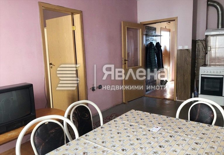 Продава се Тристаен апартамент в Бургас, Изгрев - 73 кв.м за 1261 €/кв.м - Снимка #3