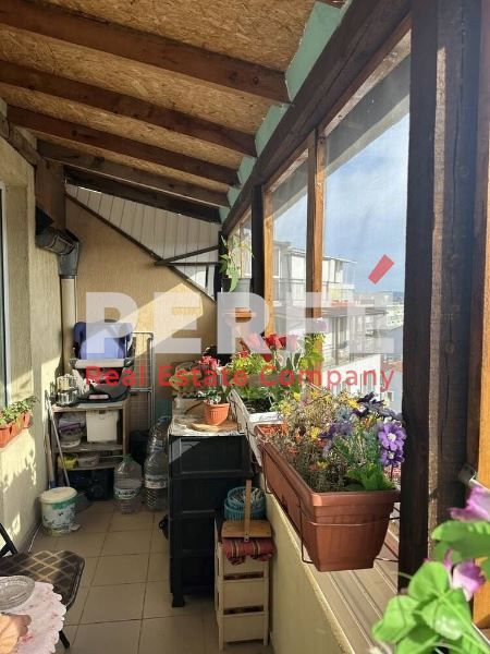 Продава се Двустаен апартамент в Бургас, Меден рудник - зона В - 83 кв.м за 880 €/кв.м - Снимка #1