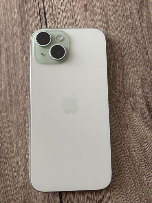 iPhone 15 green 128GB