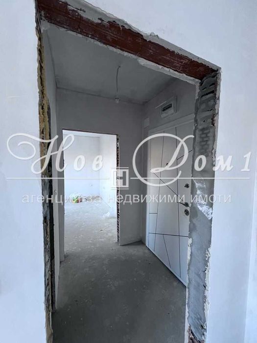 Продава се Двустаен апартамент в Варна, Кайсиева градина - 46 кв.м за 1664 €/кв.м - Снимка #1