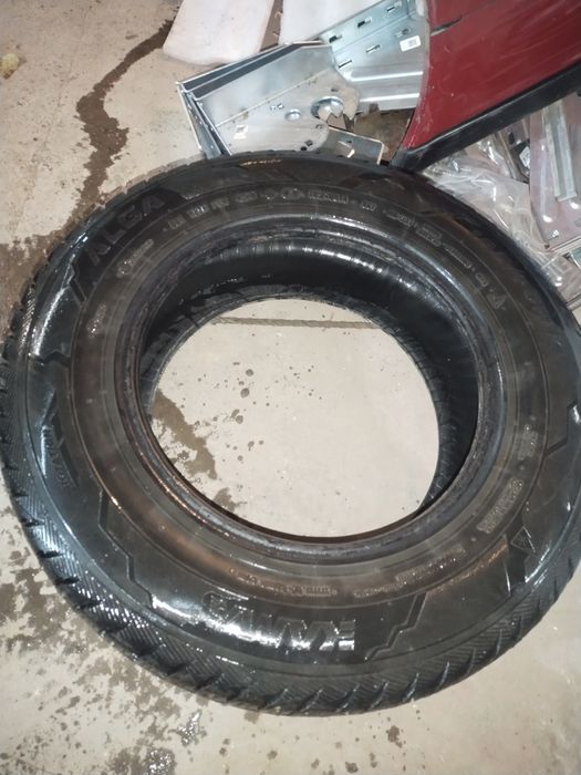 Продам один балон с шипами.