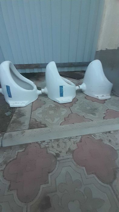 Продам писуары новые с этикеткой