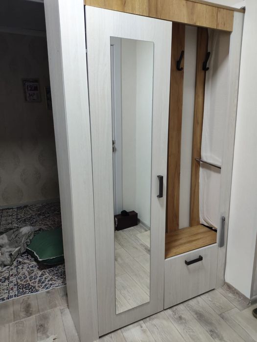 Прикошка шкаф сатылады.