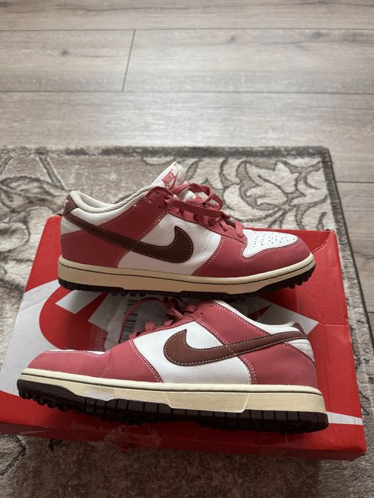 Vand adidasi nike dunk
