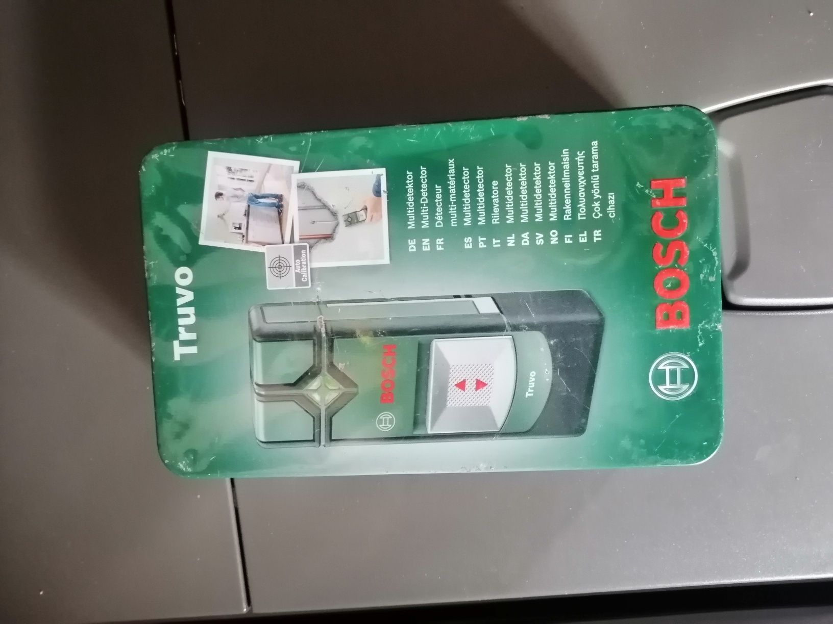 Детектор за кабели Bosch