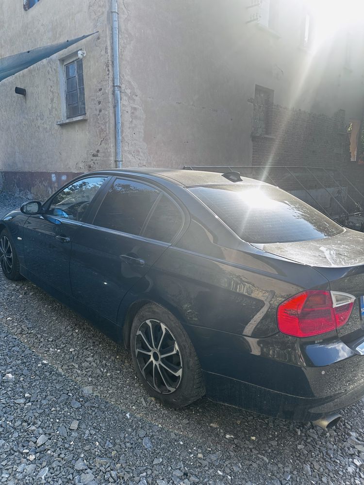 Продавам BMW 318, 2007 година