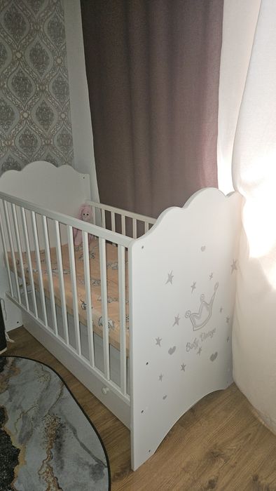 Продам детскую кроватку
