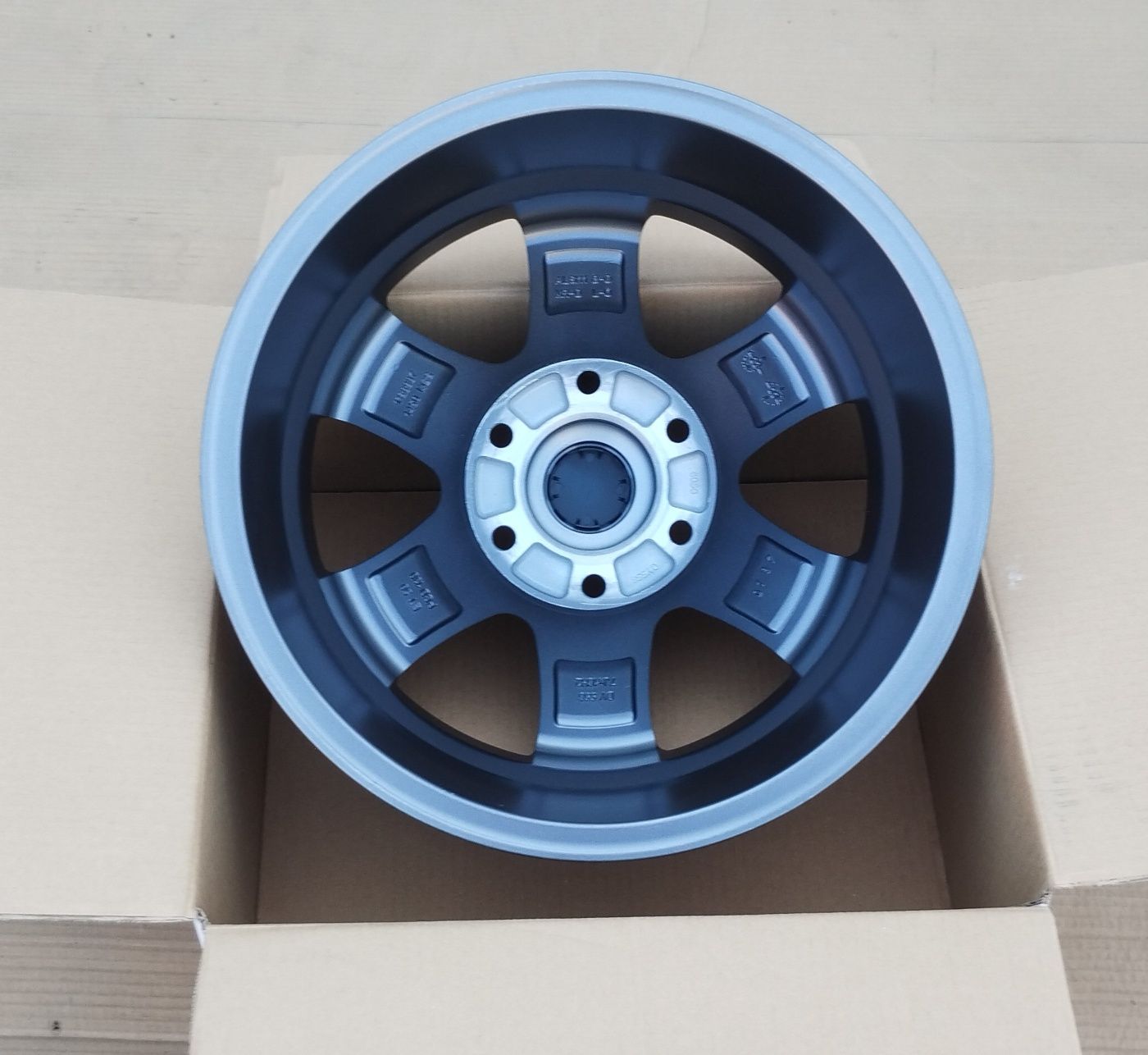 Jante 16 VW Crafter de greutate 1450 kg Prindere 6 x 130 butuc 84 mm