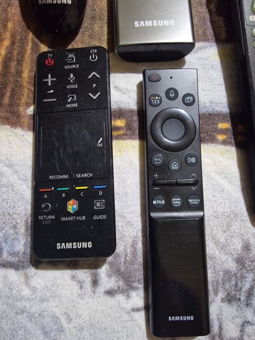 Telecomenzi tv samsung originale si harman kardon