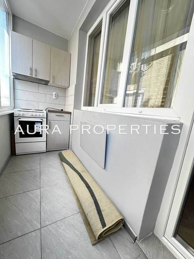 Дава се под наем Двустаен апартамент в Разград, Център - 75 кв.м за 255 € - Снимка #8