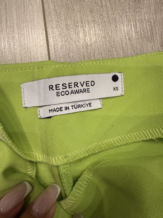 Зелени панталони Reserved