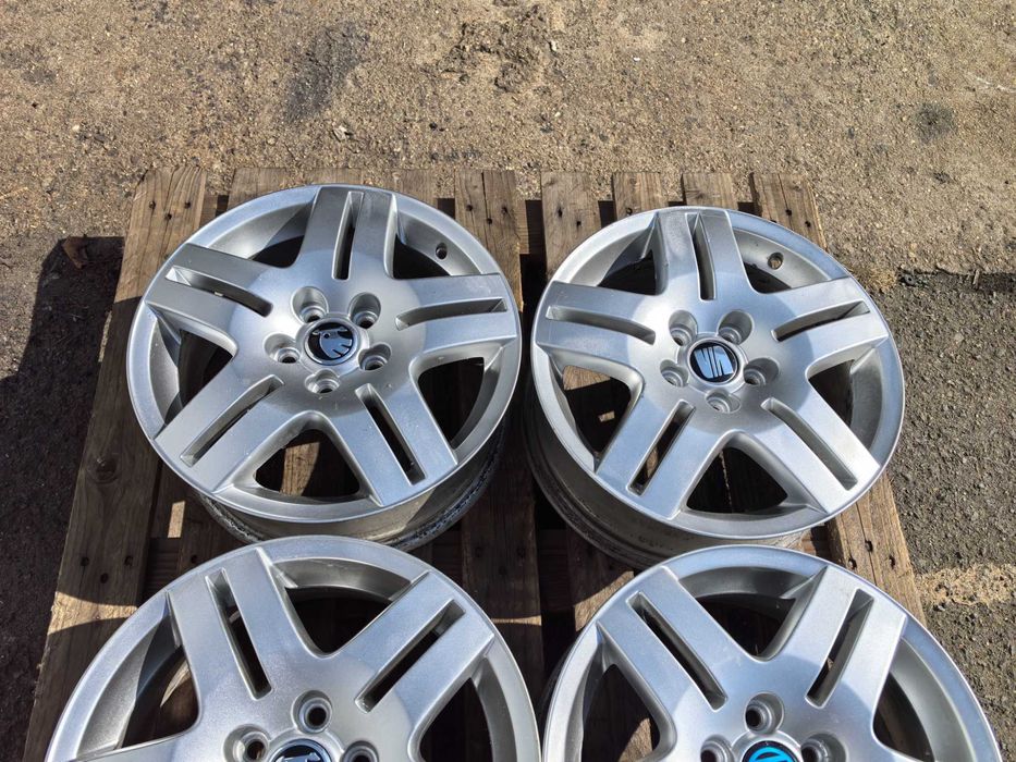 15 цола 5 х 100 мм Фолксваген / Шкода / Сеат / АУДИ - 6 Инча / ЕТ 38