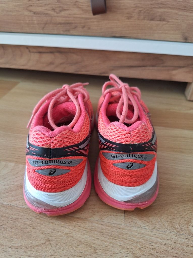 Детски маратонки Asics