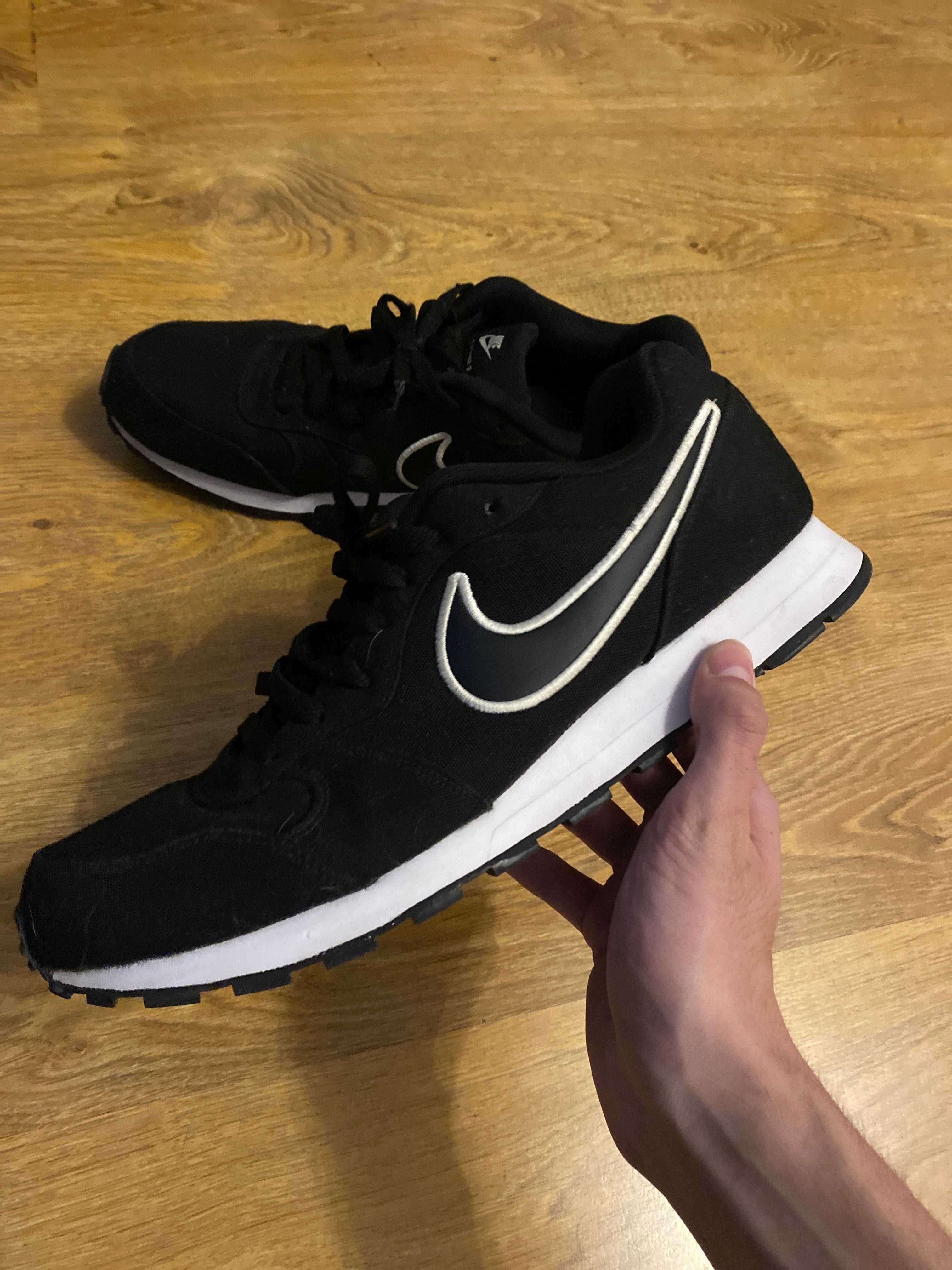 Nike Air Runner Shoes