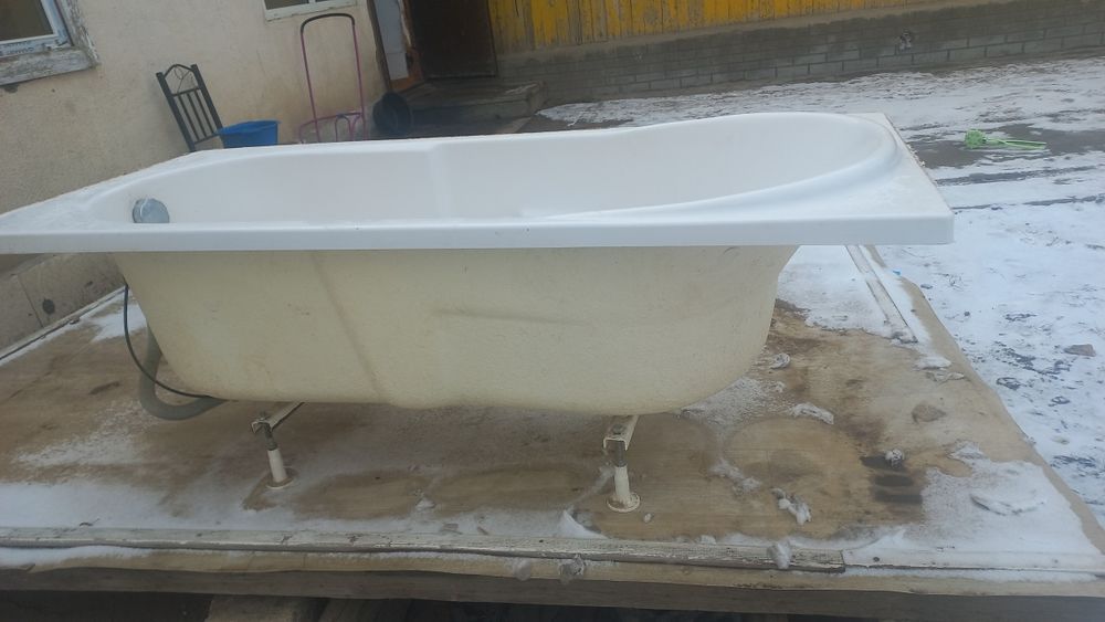 Ванна акриловая бу