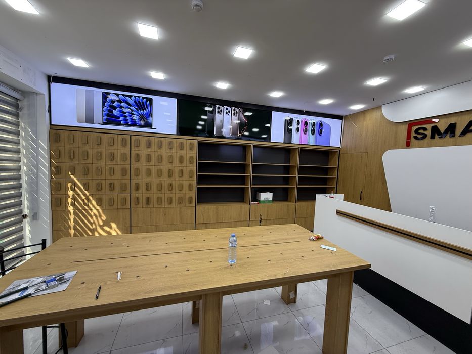 Telefon dukon uchun tayyor mebel sotiladi