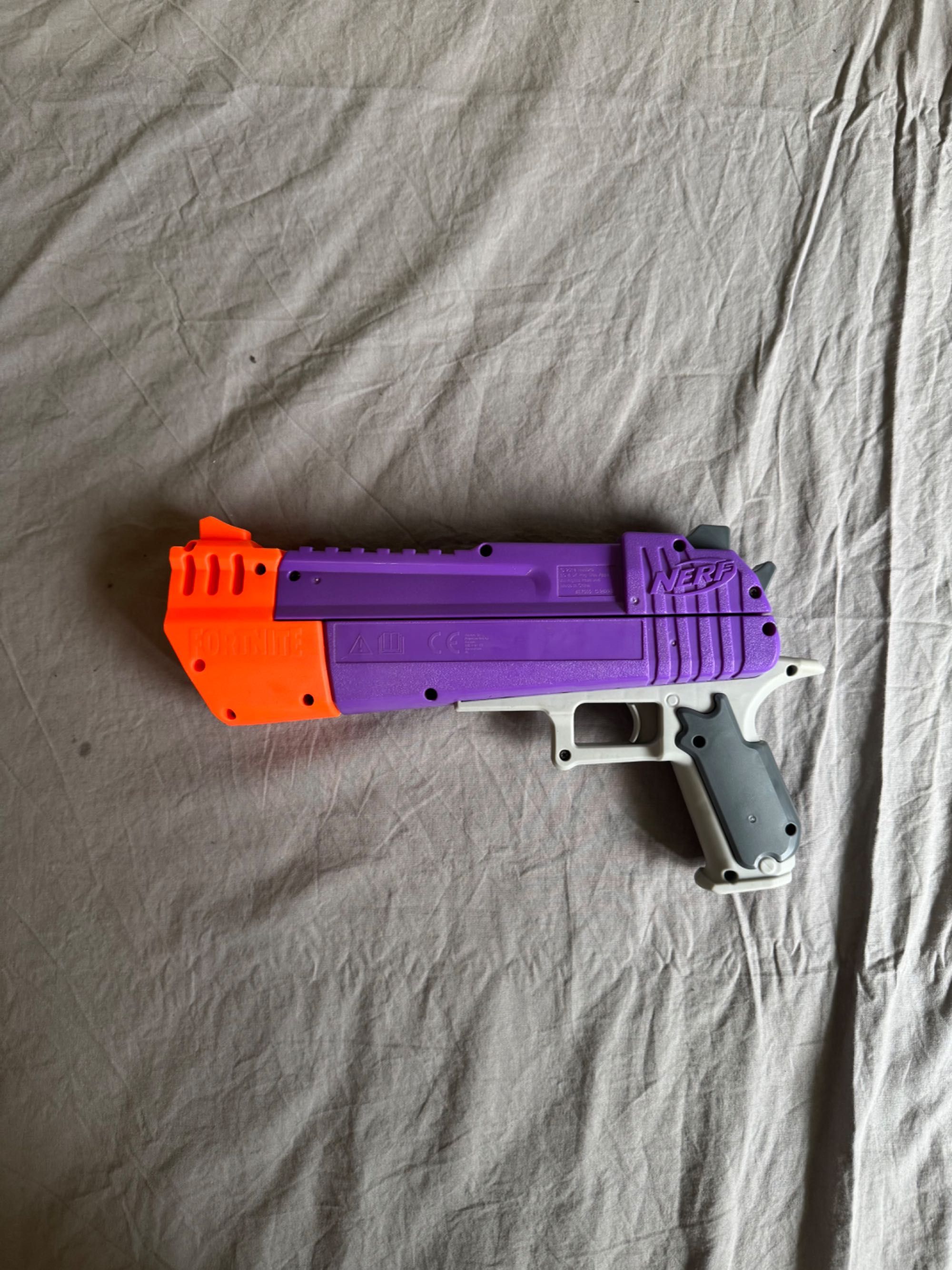 Nerf Fortnite HC-E Blaster – Отлично състояние