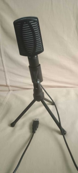 Microfon Hama GmbH & Co KG