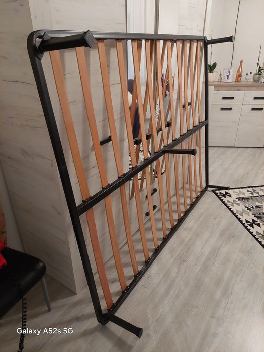 Vând somiera în stare foarte bună