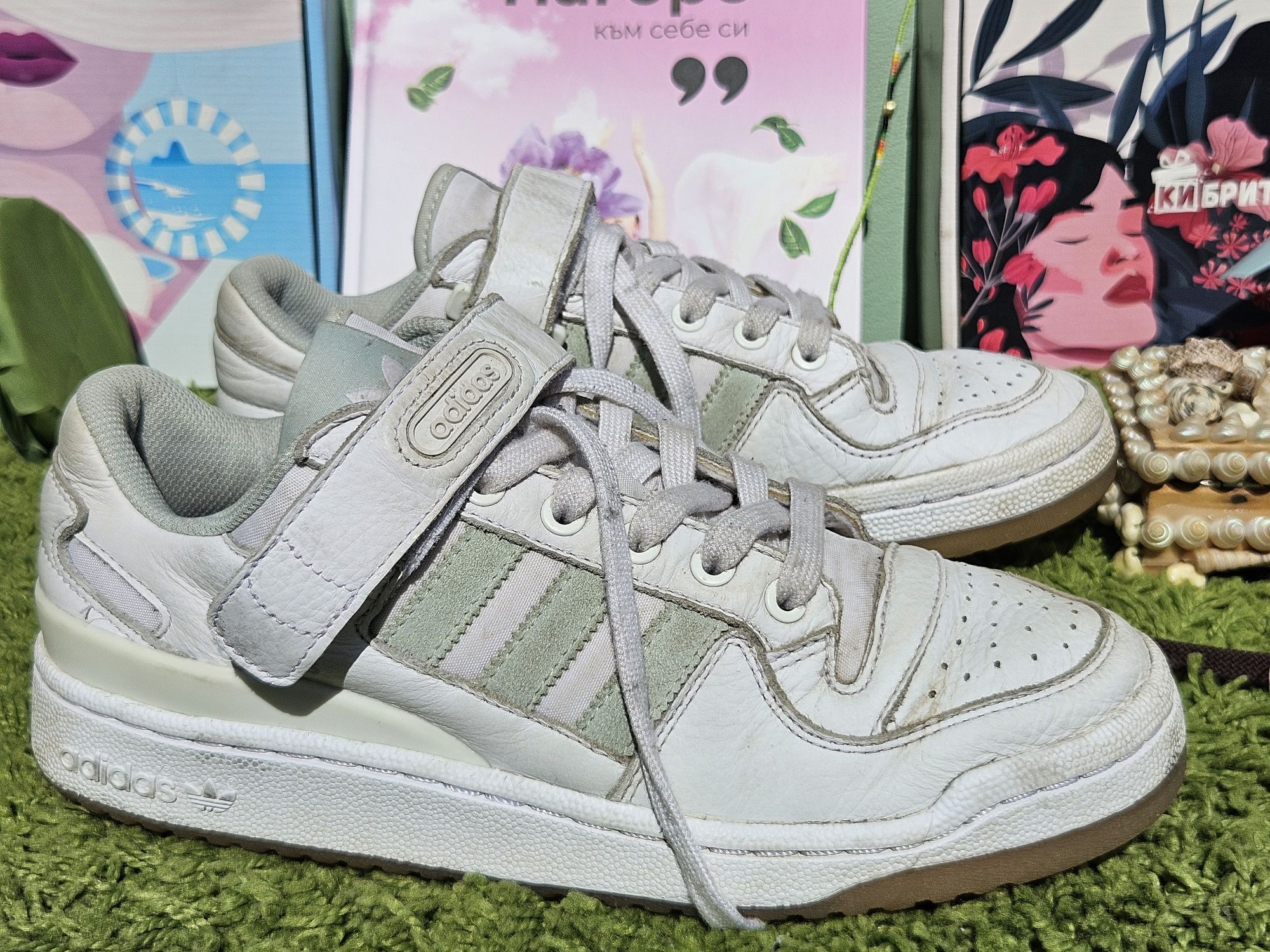 Adidas Ivy Park x Forum Low кецове N40