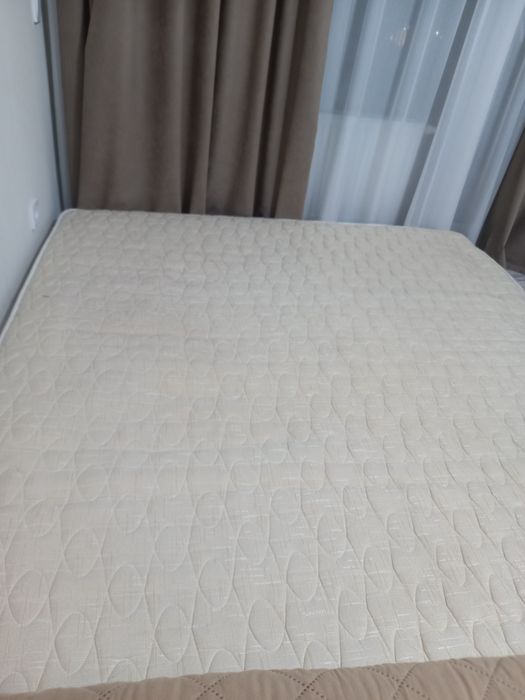 Продам матрас Аскона 200х180х20