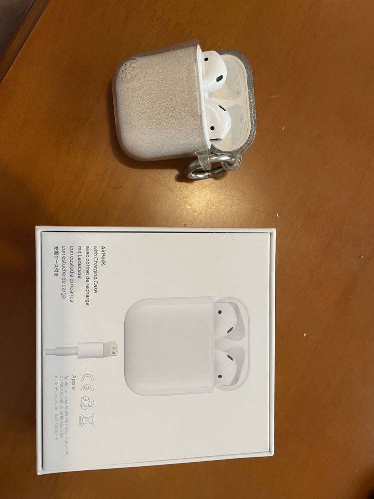 AirPods 2 слушалки