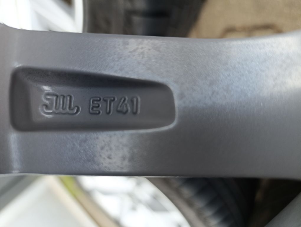 Jante originale VW Passat B7 B8 16''noi cu anvelope de vara noi