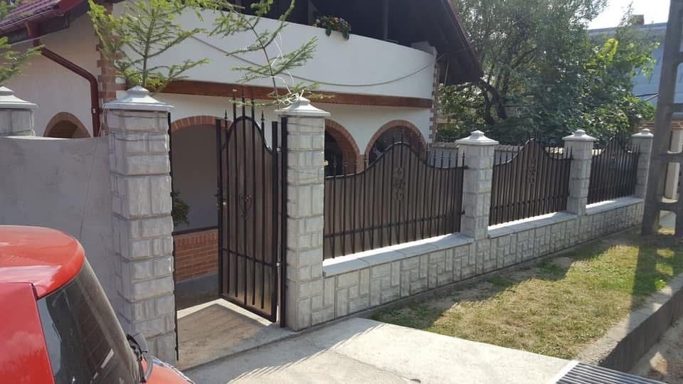 Boltari amprentati pentru gard. Gard din beton