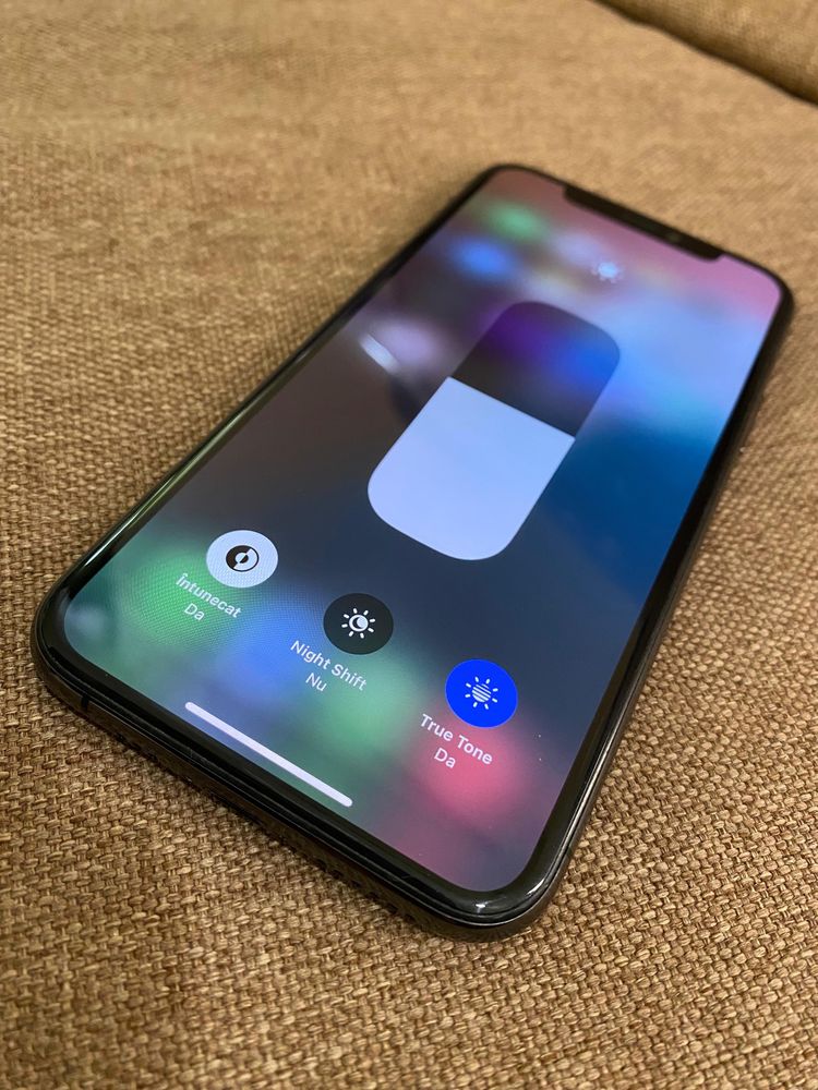 Vand iphone 11 pro spayce grey